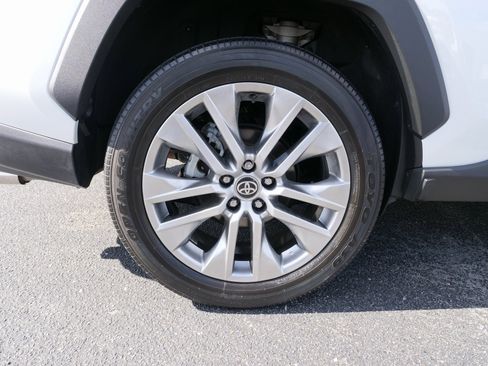 Used 2023 Toyota RAV4 Limited image 11