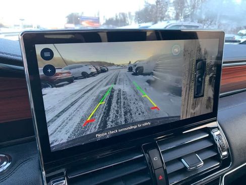 Used 2024 Lincoln Navigator Reserve image 30