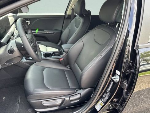 New 2026 Kia K4 EX FWD image 17