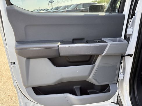 Used 2022 Ford F150 XLT AWD/4WD image 16