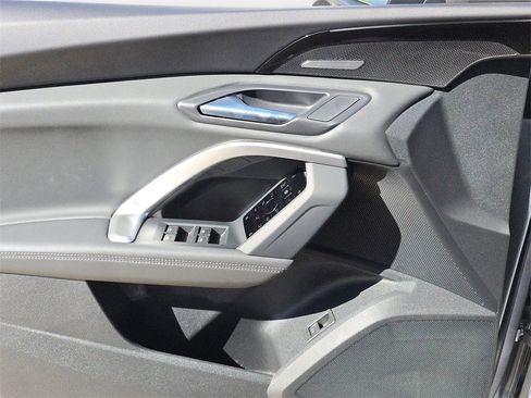 New 2025 Audi Q5 Premium Plus image 18