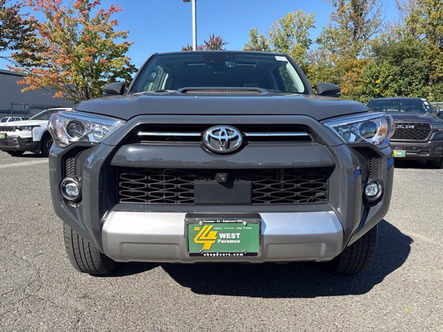 Used 2024 Toyota 4Runner TRD Off-Road Premium w/ Off Road Premium Plus Package AWD/4WD image 2