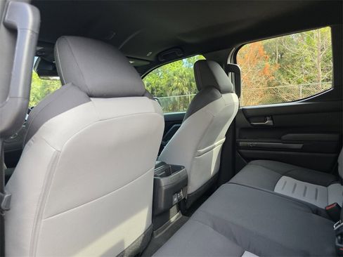 Used 2025 Toyota Tacoma TRD Off-Road image 22