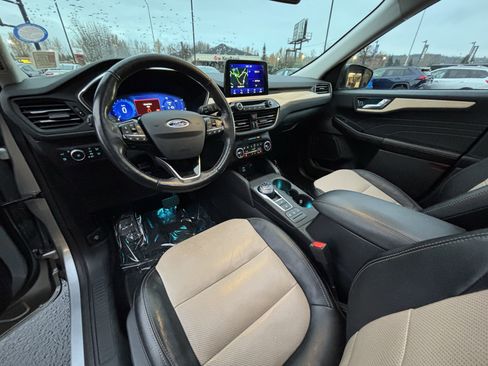 Used 2021 Ford Escape Titanium w/ Titanium Elite Package image 20