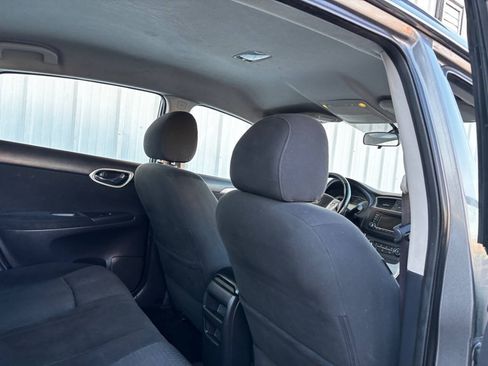 Used 2015 Nissan Sentra SR FWD image 30