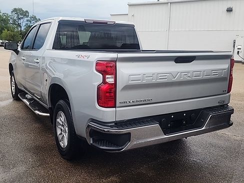 Used 2019 Chevrolet Silverado 1500 LT AWD/4WD image 2