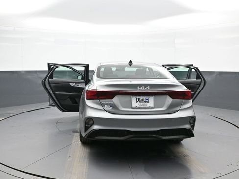 Certified 2024 Kia Forte LXS w/ LXS Technology Package image 45