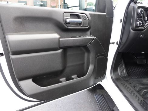 Used 2024 GMC Sierra 2500 Pro AWD/4WD image 15
