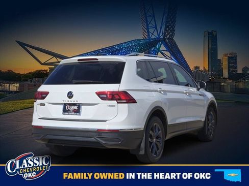 Used 2024 Volkswagen Tiguan SE AWD/4WD image 7