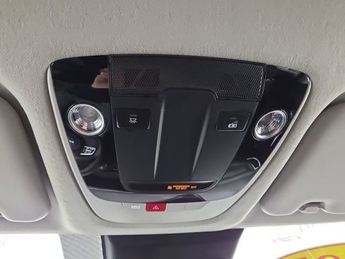 Certified 2025 Kia Seltos SX image 27