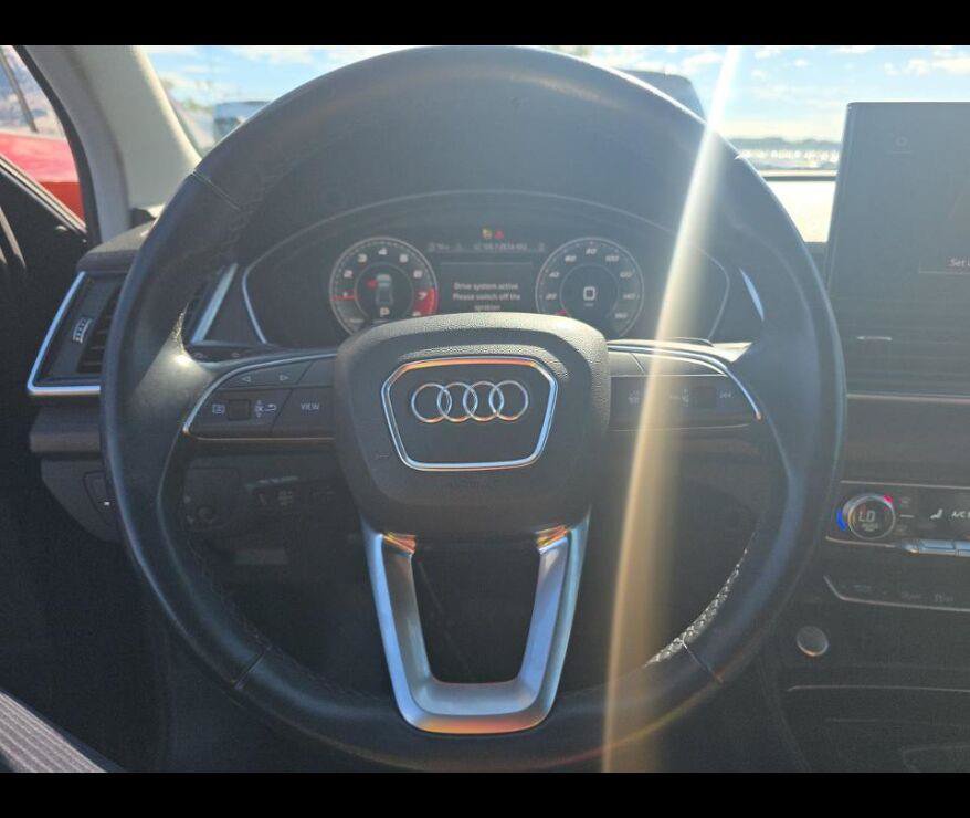 Used 2021 Audi Q5 2.0T Premium Plus w/ Premium Plus Package AWD/4WD image 5