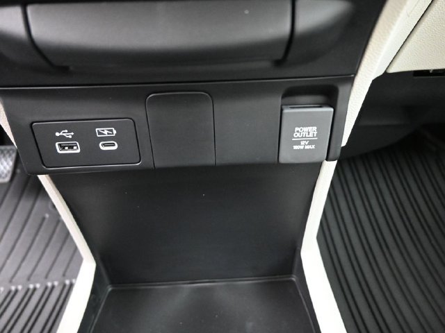 Certified 2026 Honda Odyssey EX-L image 3