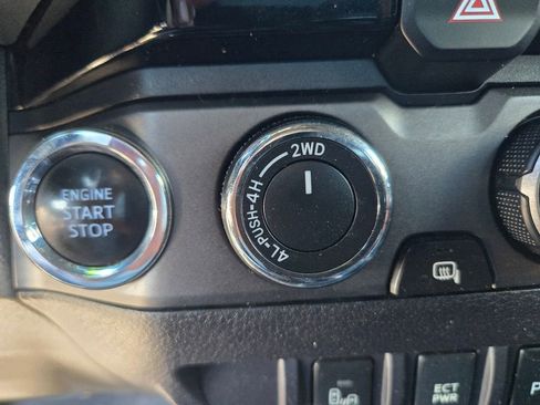 Used 2017 Toyota Tacoma TRD Pro AWD/4WD image 19