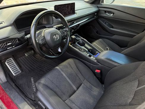 Used 2023 Honda Accord Sport image 12