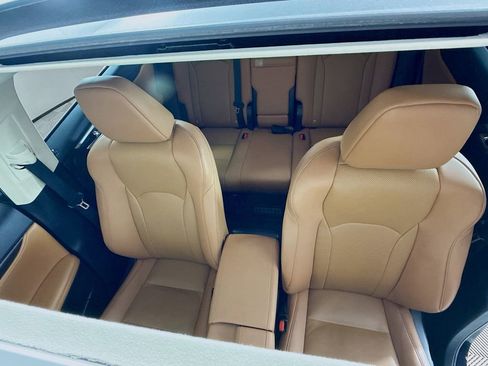 Used 2022 Lexus RX 450h AWD w/ Premium Package image 21