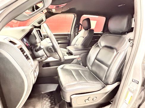 Used 2022 RAM 1500 Big Horn AWD/4WD image 17