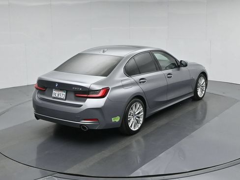 Used 2023 BMW 330e w/ Convenience Package RWD image 39