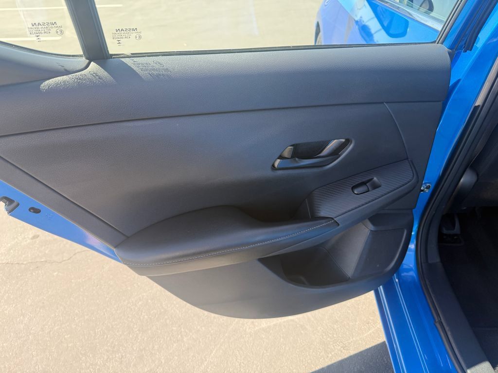 Used 2024 Nissan Sentra SV FWD image 12
