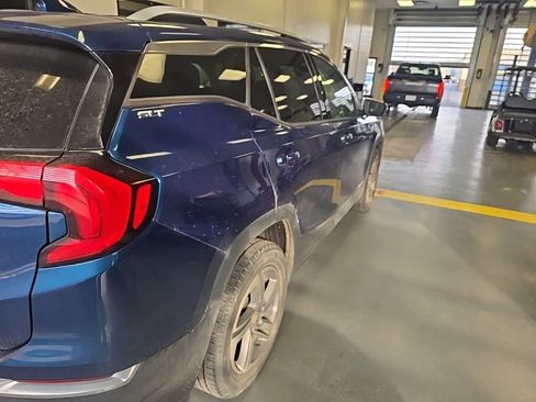 Used 2020 GMC Terrain SLT image 4