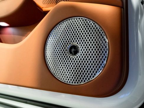 Used 2023 Bentley Flying Spur W12 AWD/4WD image 39