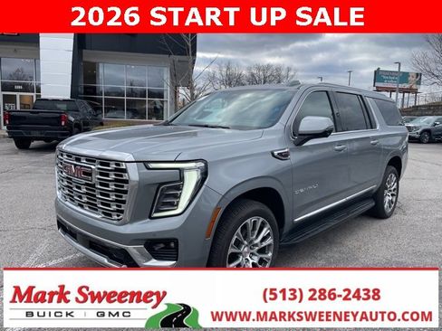 Used 2025 GMC Yukon XL Denali image 2