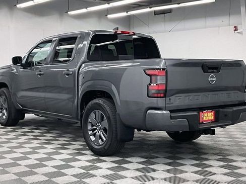 New 2026 Nissan Frontier SV w/ SV Convenience Package RWD image 4