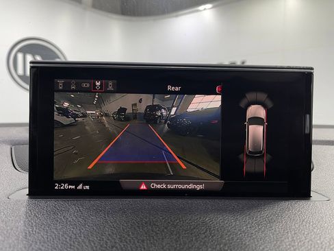 Used 2018 Audi Q7 3.0T Premium Plus w/ Premium Plus Package image 11