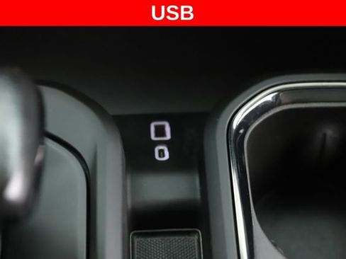 Used 2022 GMC Sierra 1500 AT4 w/ AT4 Premium Package AWD/4WD image 26