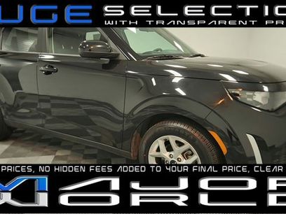 Used 2023 Kia Soul LX w/ Option Group 015