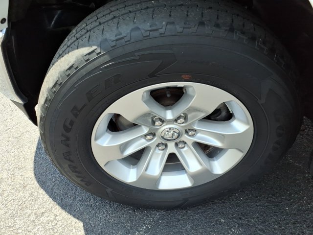 Used 2024 RAM 1500 Laramie AWD/4WD image 22