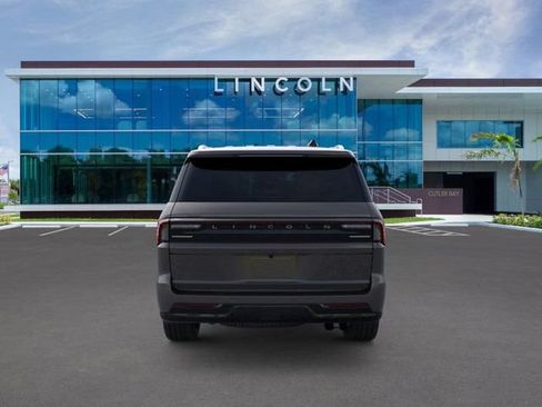 New 2025 Lincoln Navigator Black Label image 5