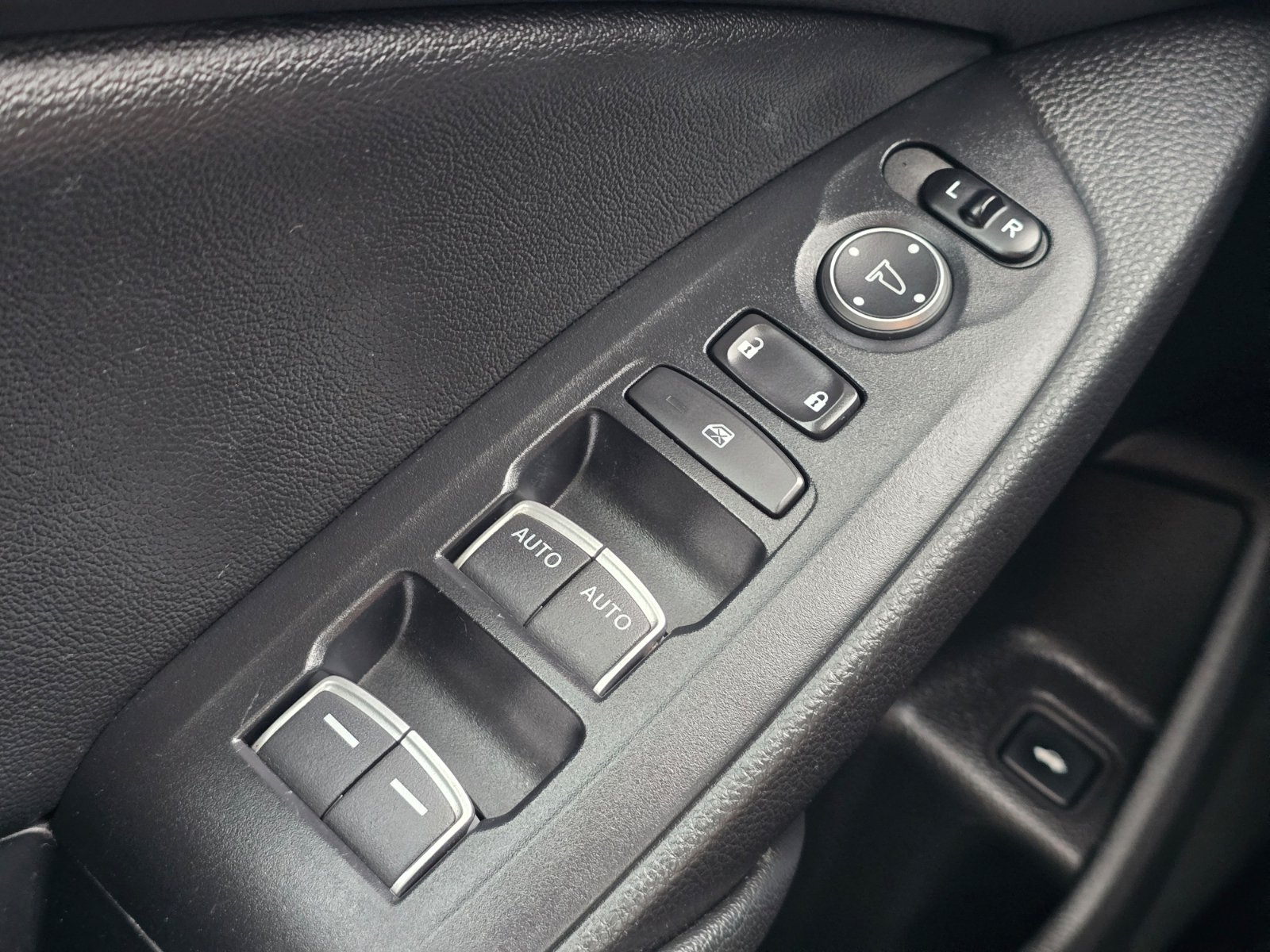 Used 2019 Honda Accord LX image 24