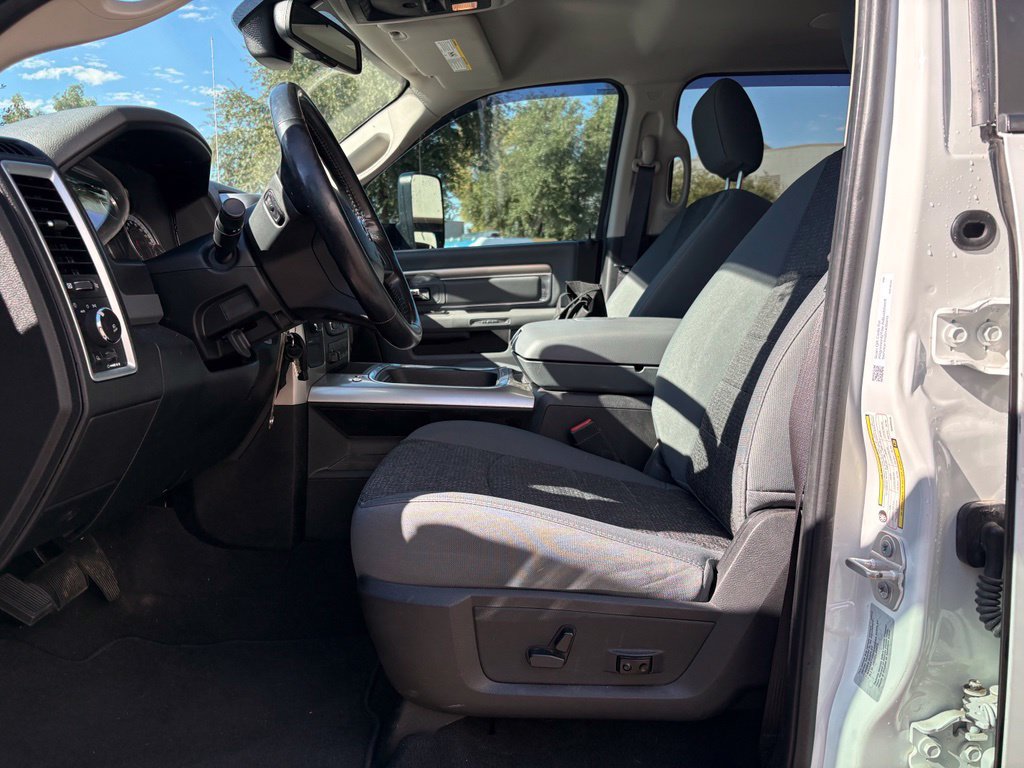 Used 2016 RAM 3500 Big Horn AWD/4WD image 8