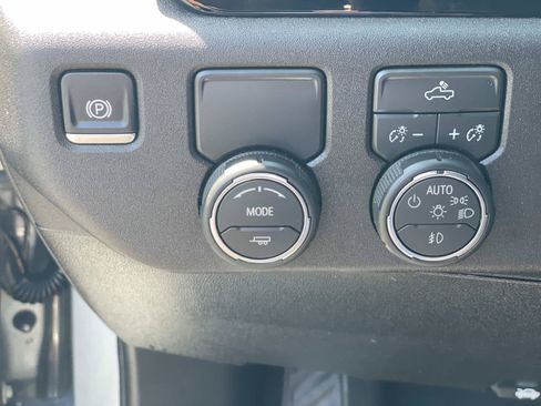 Used 2026 Chevrolet Silverado 1500 RST RWD image 21