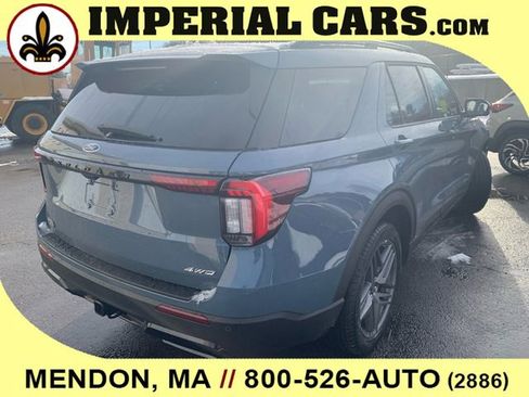 New 2026 Ford Explorer ST-Line w/ ST-Line Street Pack image 12