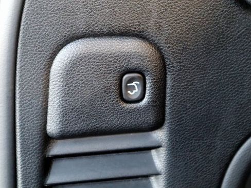 Used 2021 Jeep Grand Cherokee Limited image 25