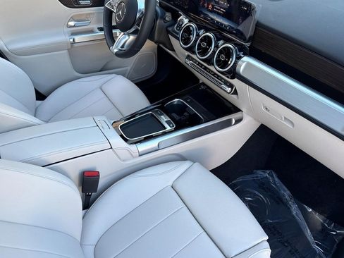 New 2026 Mercedes-Benz GLB 250 image 26
