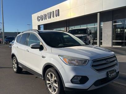Used 2018 Ford Escape SE w/ SE Sync 3 Package