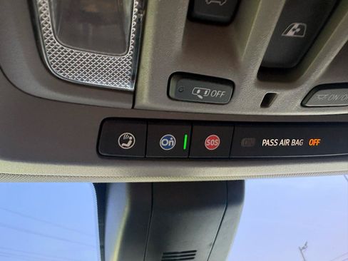 Used 2019 GMC Sierra 1500 SLT w/ SLT Premium Plus Package AWD/4WD image 22