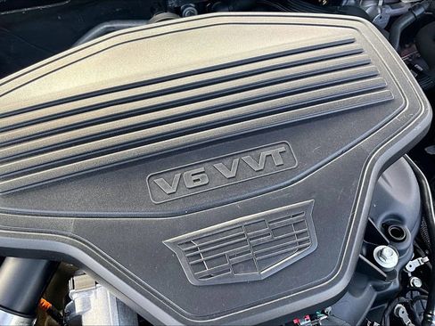 Used 2018 Cadillac XT5 Premium Luxury image 33