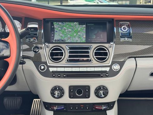 Used 2018 Rolls-Royce Dawn image 74