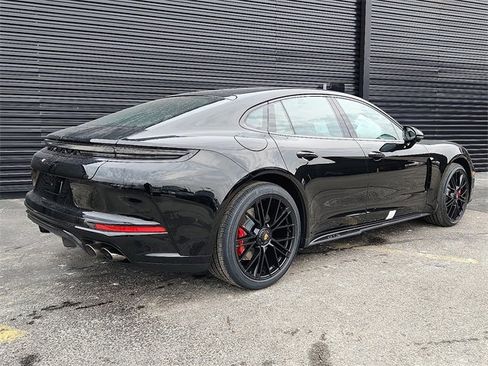 New 2026 Porsche Panamera GTS image 7