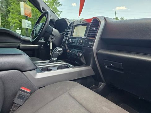 Used 2018 Ford F150 XLT w/ Equipment Group 302A Luxury AWD/4WD image 22