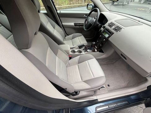 Used 2006 Volvo V50 2.4i image 23