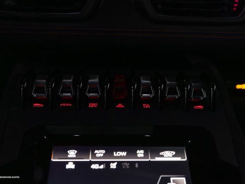 Used 2024 Lamborghini Huracan Sterrato image 30