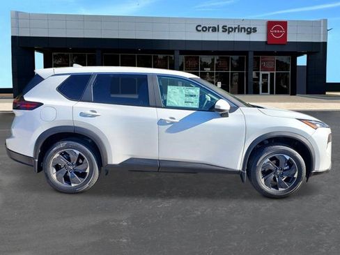 New 2026 Nissan Rogue SV FWD image 6