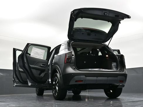 New 2026 Nissan Kicks SV w/ SV Premium Package AWD/4WD image 35