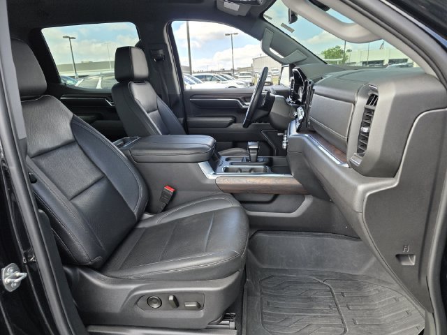 Used 2023 GMC Sierra 1500 SLT RWD image 31