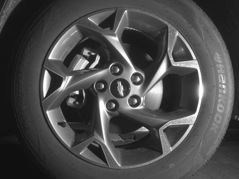 Used 2025 Chevrolet Trax LT image 12