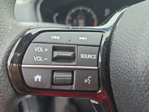 Used 2024 Honda Civic LX image 16